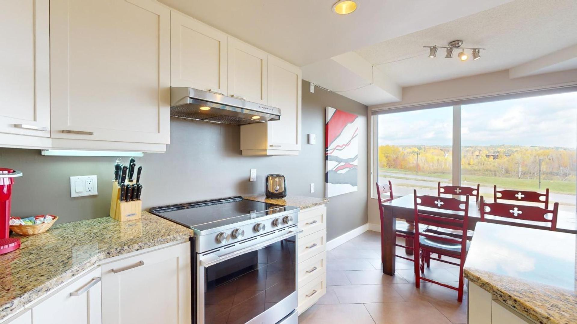 Hebergement Mont-Ste-Anne Condos Beaupré Стая снимка